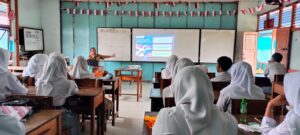 Read more about the article Sosialisasi SNPMB 2025 dan Persiapan Studi Lanjut Kelas XII SMA Negeri 2 Ketapang