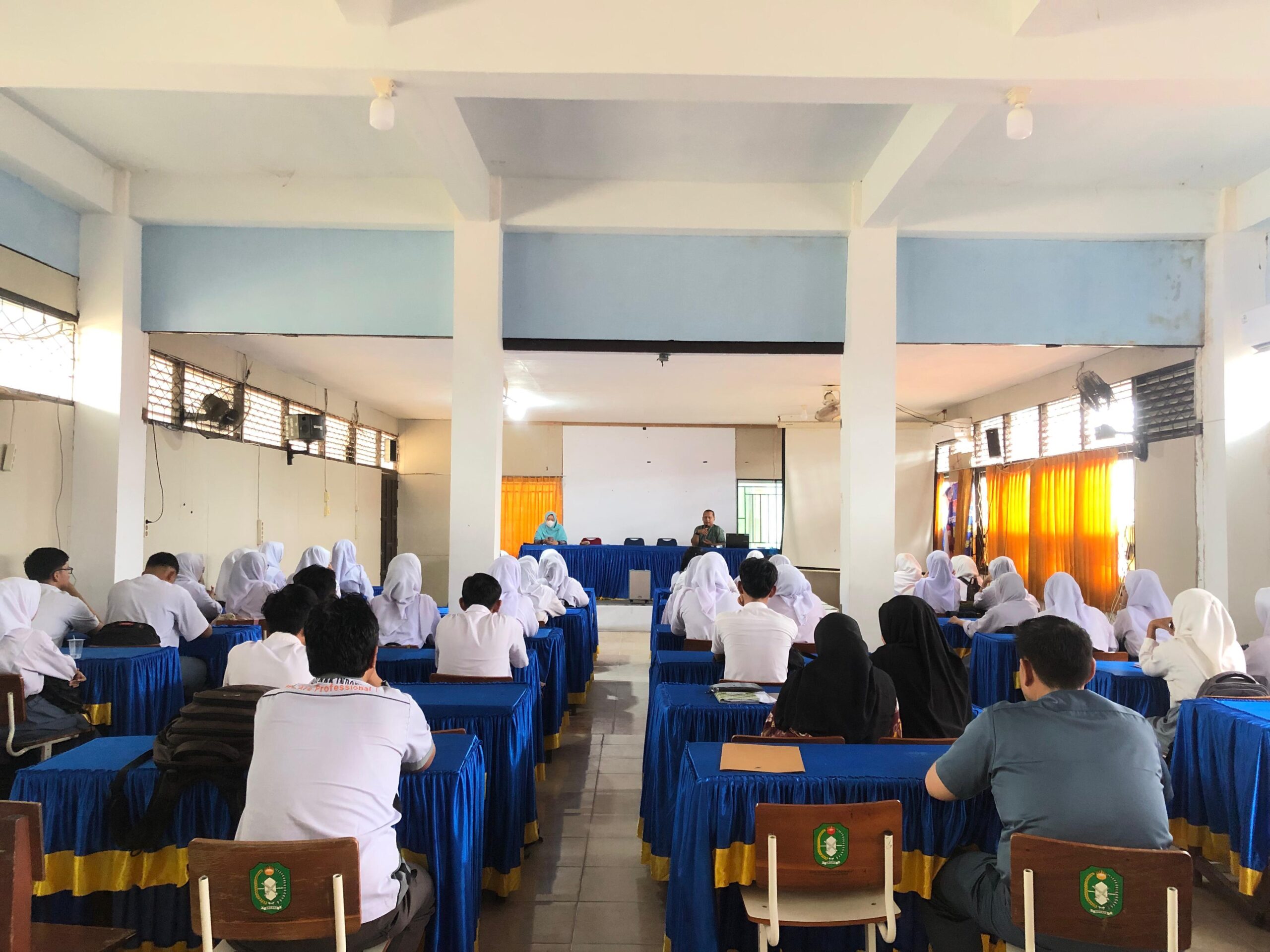 You are currently viewing SMA Negeri 2 Ketapang Gelar Solialisasi Olimpiade Sains Nasional (OSN) 2025