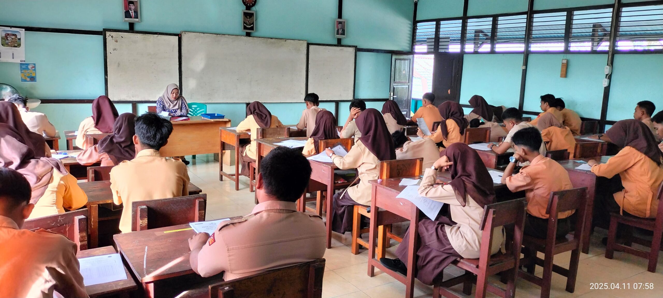 You are currently viewing 📰 Pelaksanaan Penilaian Sumatif Akhir Jenjang (PSAJ) Kelas XII SMA Negeri 2 Ketapang Tahun 2025