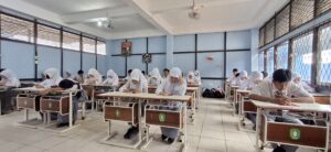 Read more about the article SMAN 2 Ketapang Gelar Ulangan Semester Genap Tahun Ajaran 2024/2025, Pembagian Rapor Dijadwalkan 20 Juni