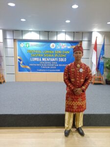 Read more about the article Aris Novariansyah Wakili Kabupaten Ketapang di FLS2N Tingkat Provinsi Kalimantan Barat