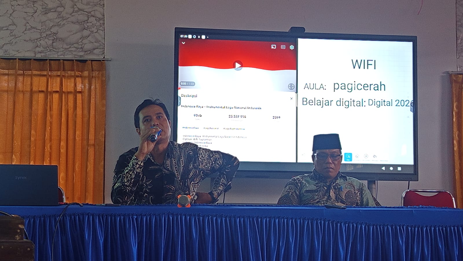 Read more about the article Pelatihan Pengimbasan perangkat IFP layar sentuh Pembelajaran Digital